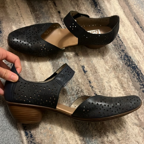 Rieker Women’s Mary Jane Mirjam Heels - Picture 10 of 13